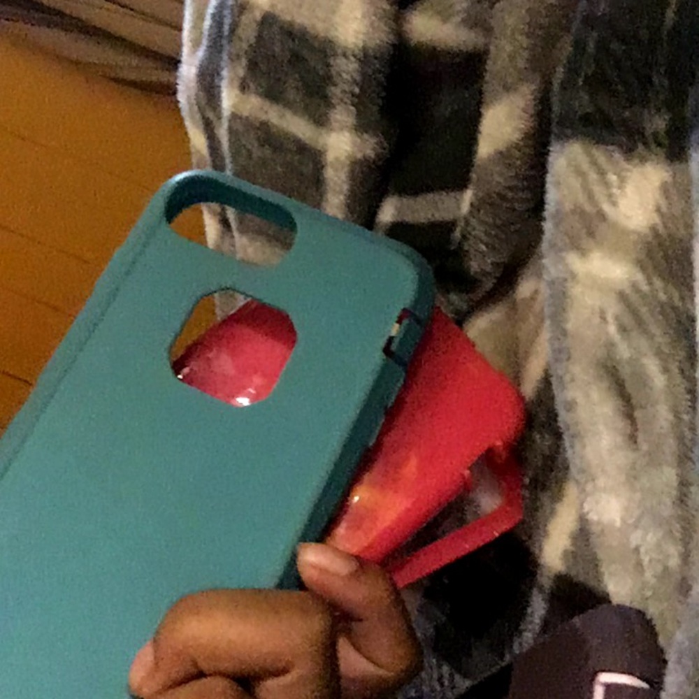 Phone cases. - Picture 3 of 3